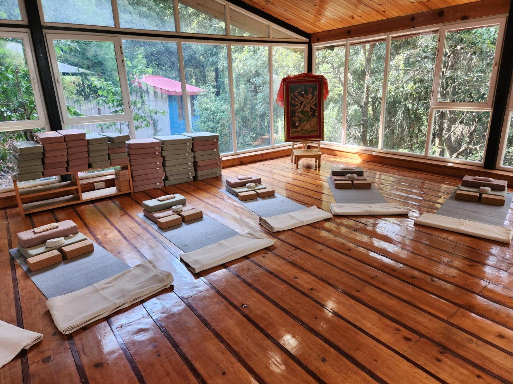 Dwarahat Dunagiri Retreat מראה חיצוני תמונה