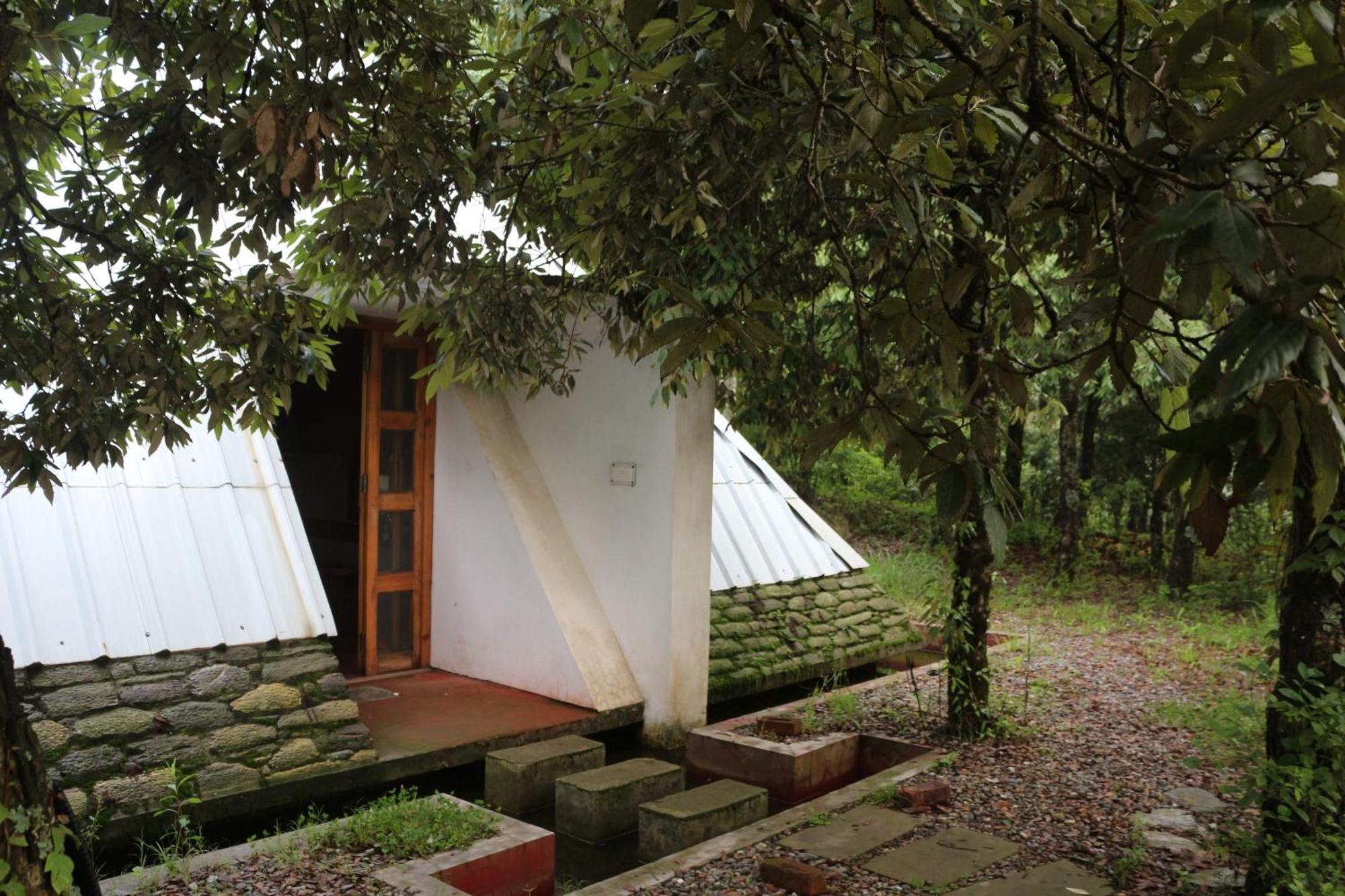 Dwarahat Dunagiri Retreat מראה חיצוני תמונה