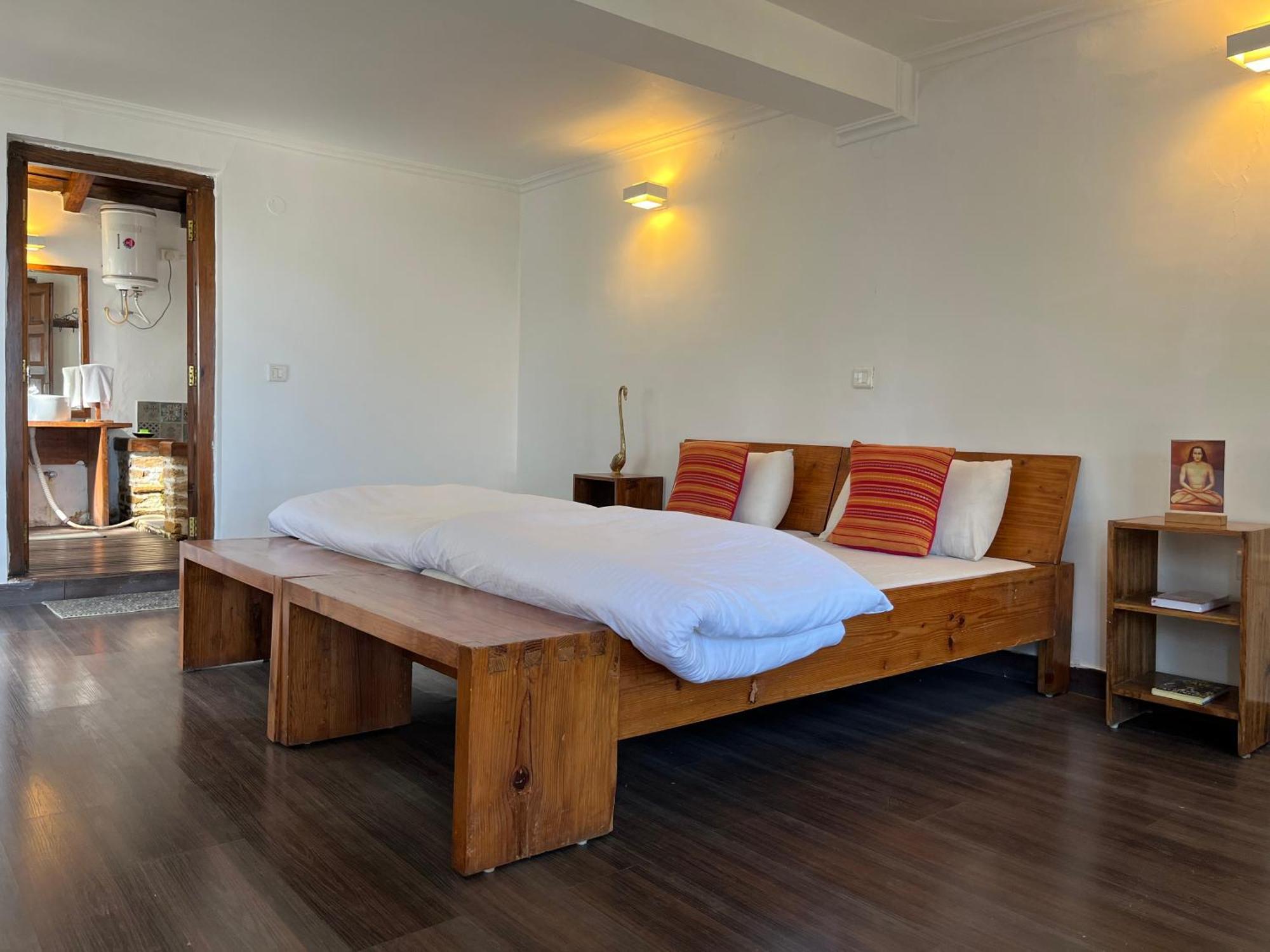 Dwarahat Dunagiri Retreat מראה חיצוני תמונה