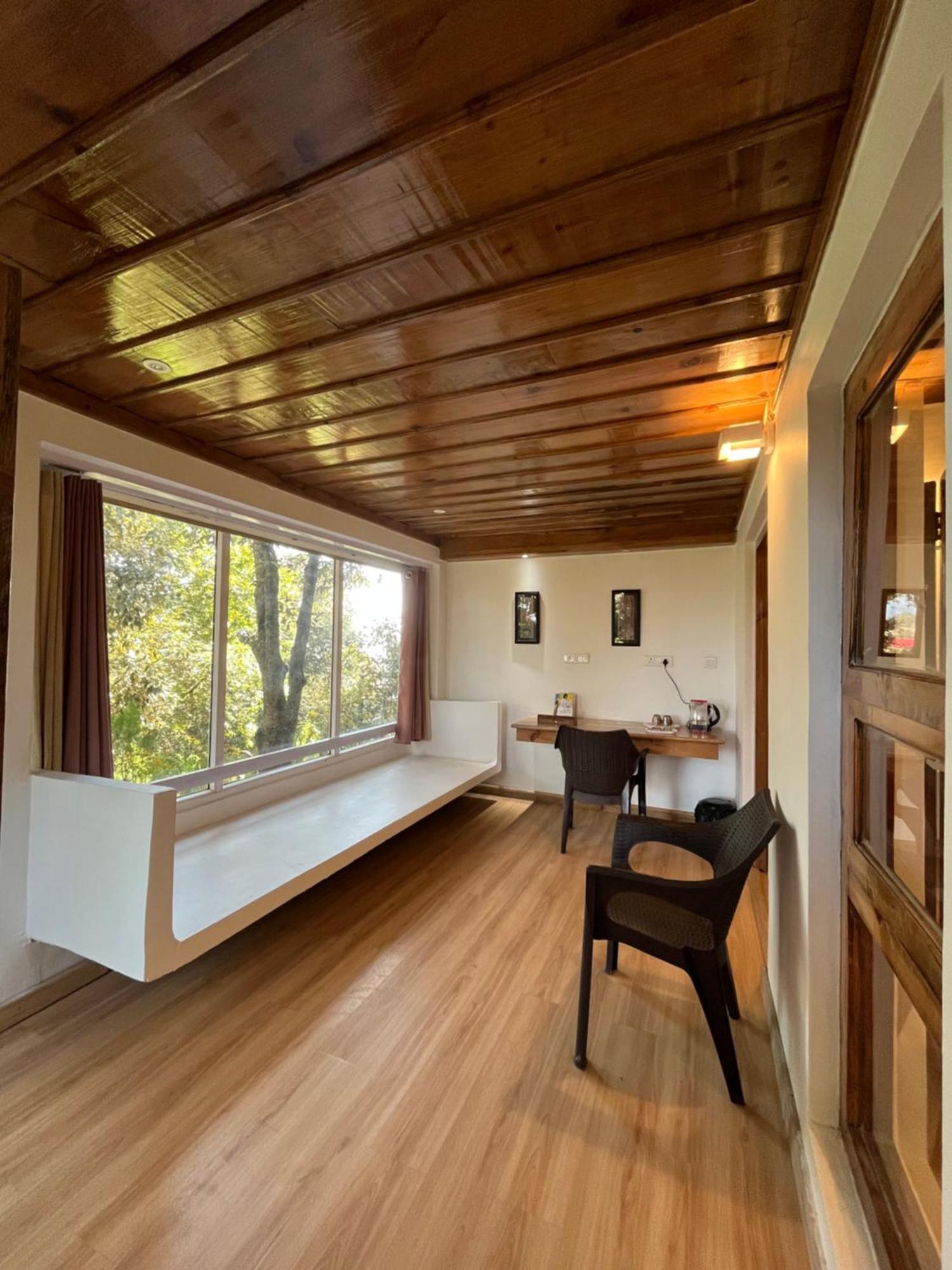 Dwarahat Dunagiri Retreat מראה חיצוני תמונה