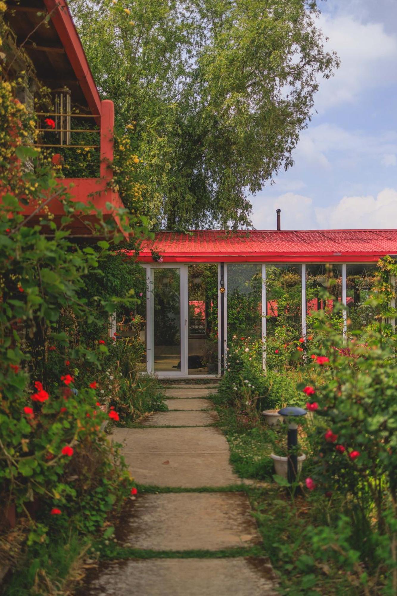 Dwarahat Dunagiri Retreat מראה חיצוני תמונה